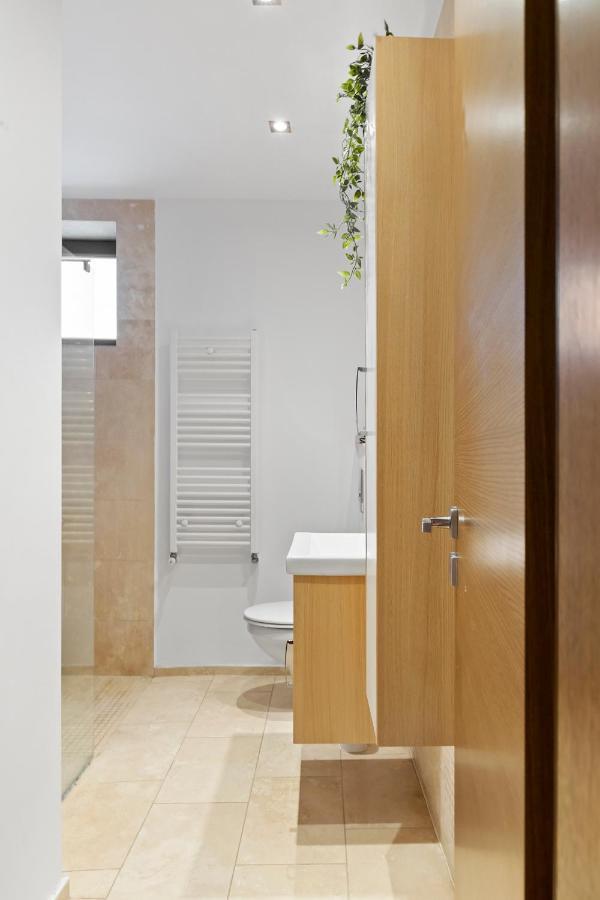 City Heart Retreat Elegant Apartment Bucarest Extérieur photo