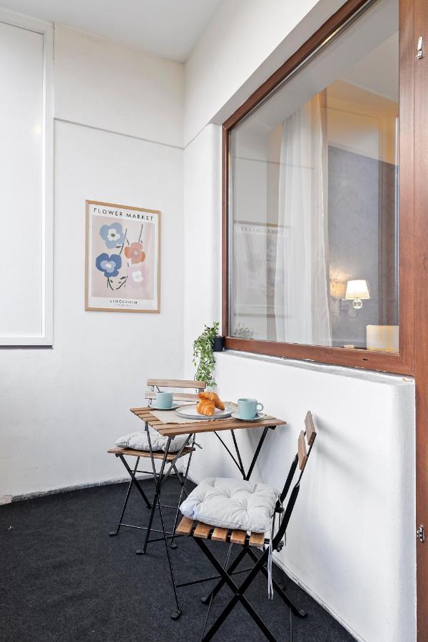City Heart Retreat Elegant Apartment Bucarest Extérieur photo