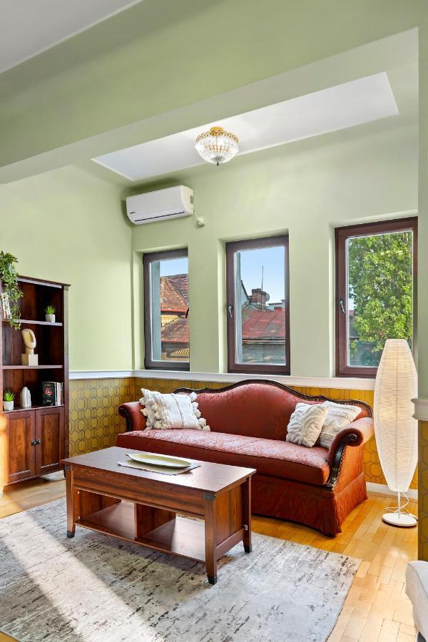 City Heart Retreat Elegant Apartment Bucarest Extérieur photo