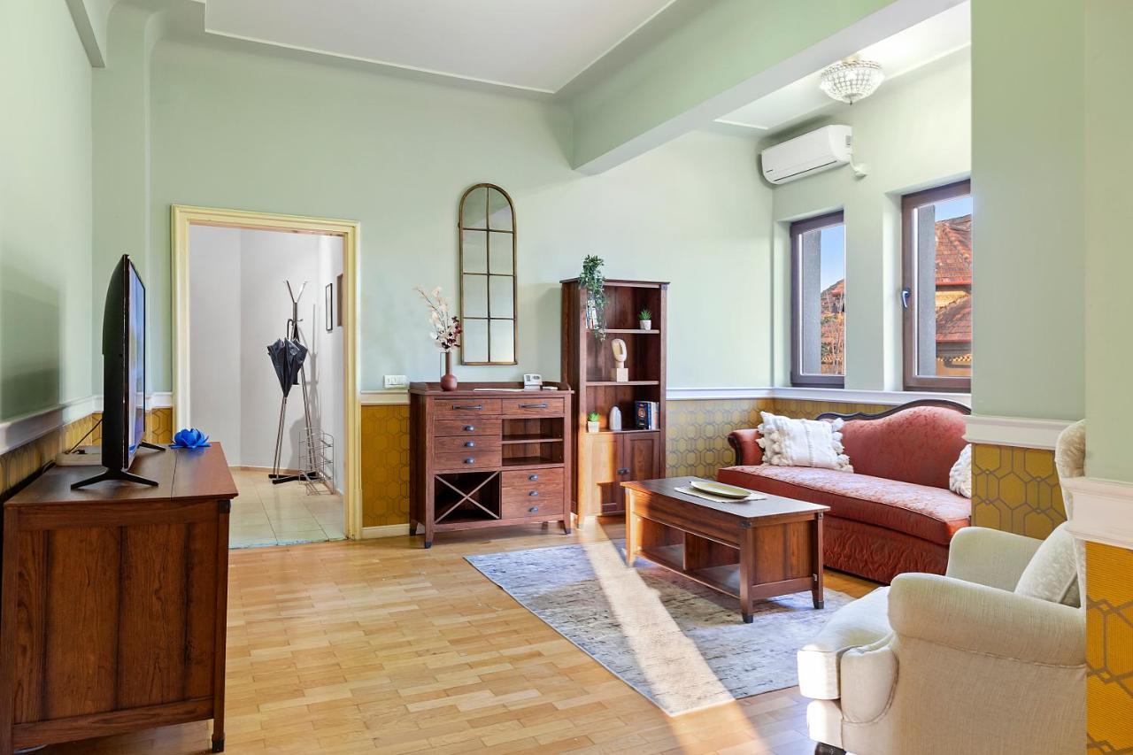 City Heart Retreat Elegant Apartment Bucarest Extérieur photo